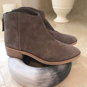 Dolce Vita suede booties